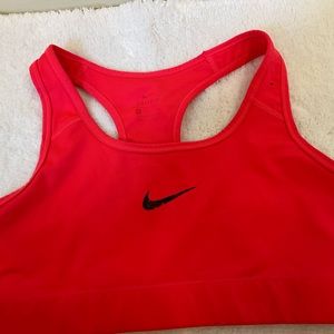 Nike sportsbra